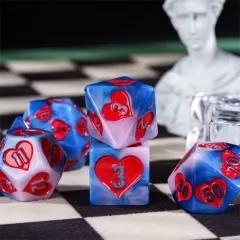7pcs Dice Resin Pattern Hearts Red White Blue