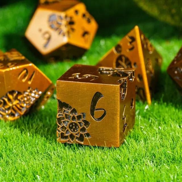 Lotus Flower in Gold Metal - 7pcs RPG Dice Set