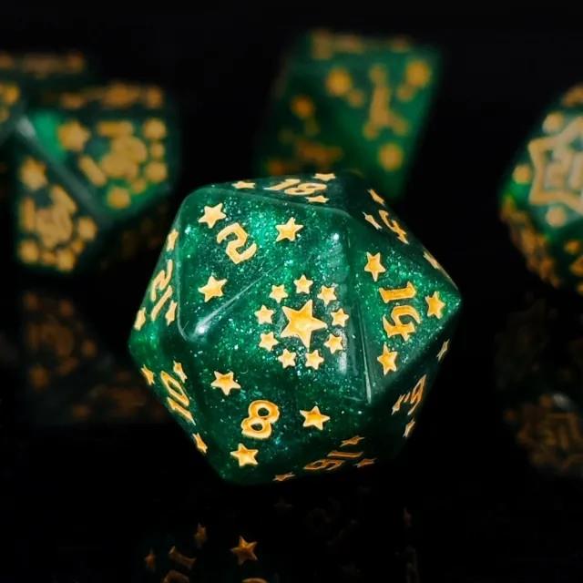7pcs Dice Acrylic Pattern Stars Gold Font Green