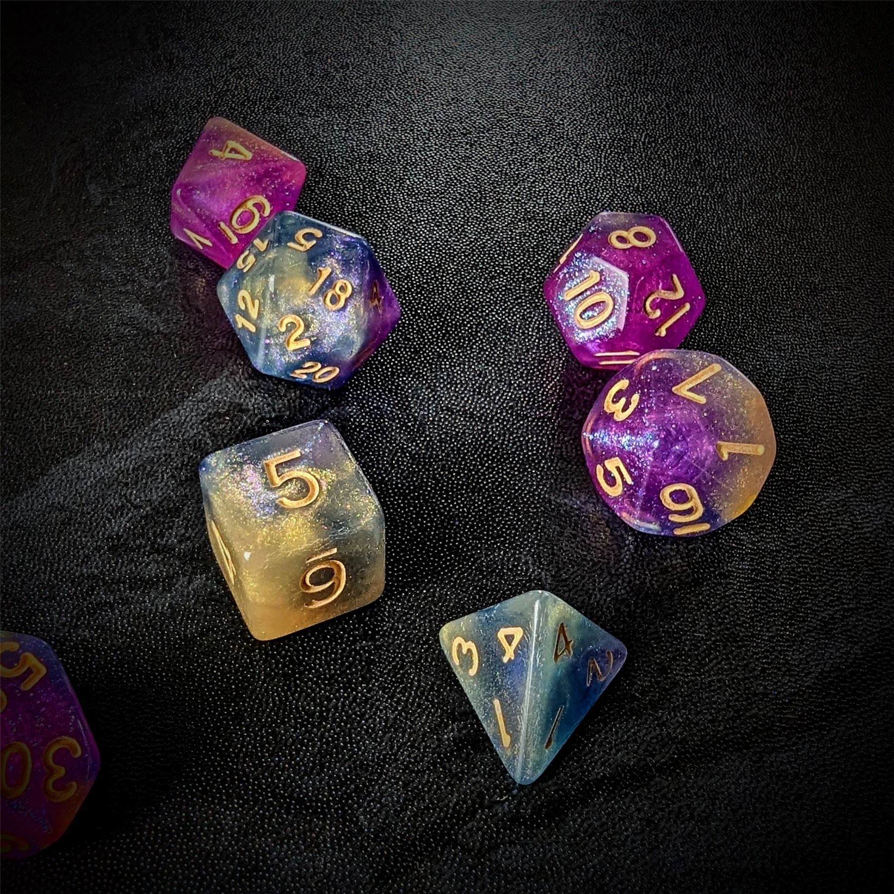 Glitter in Purple & Blue Acrylic - 7pcs RPG Full Dice Set