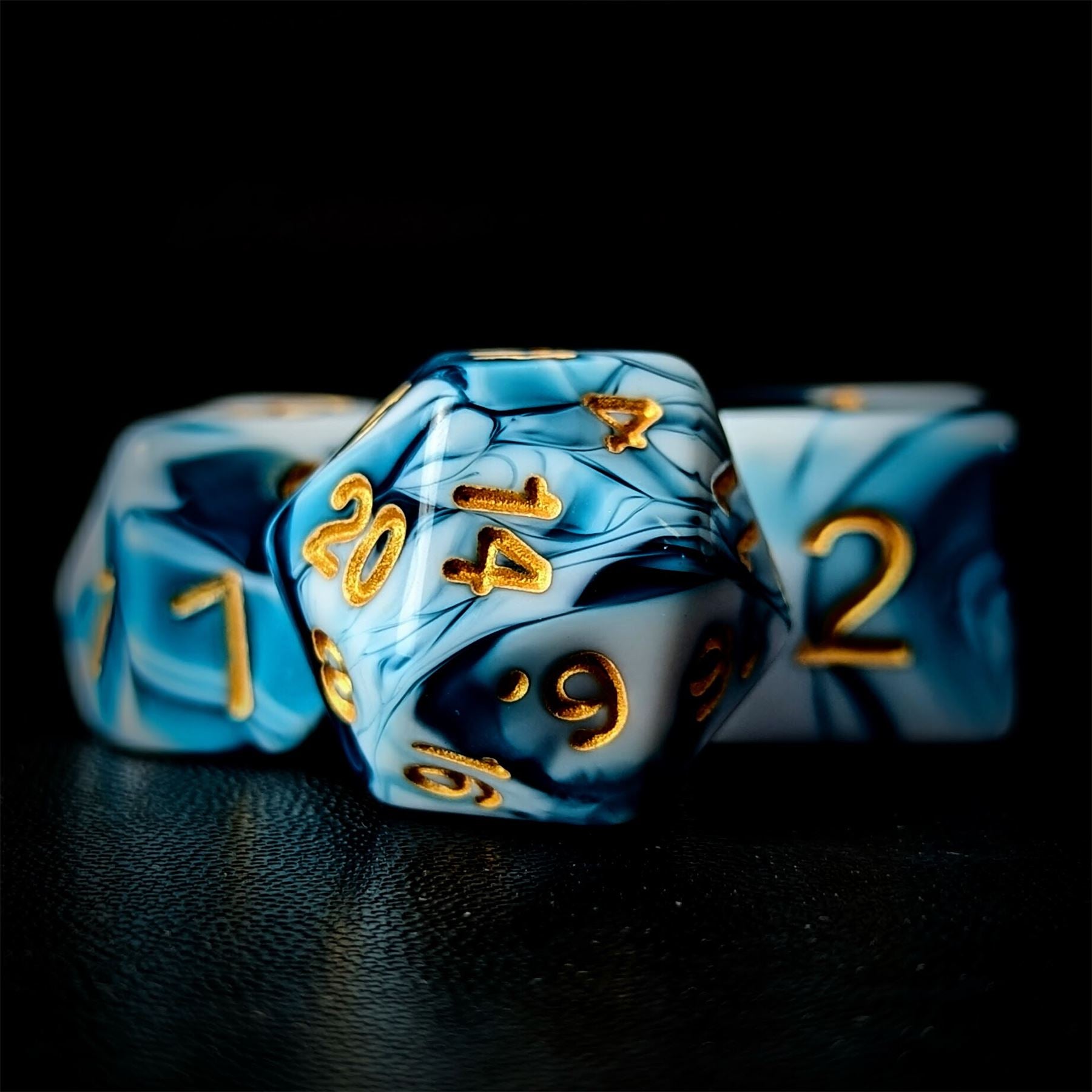 Blend of White & Blue Acrylic - 7pcs RPG Full Dice Set