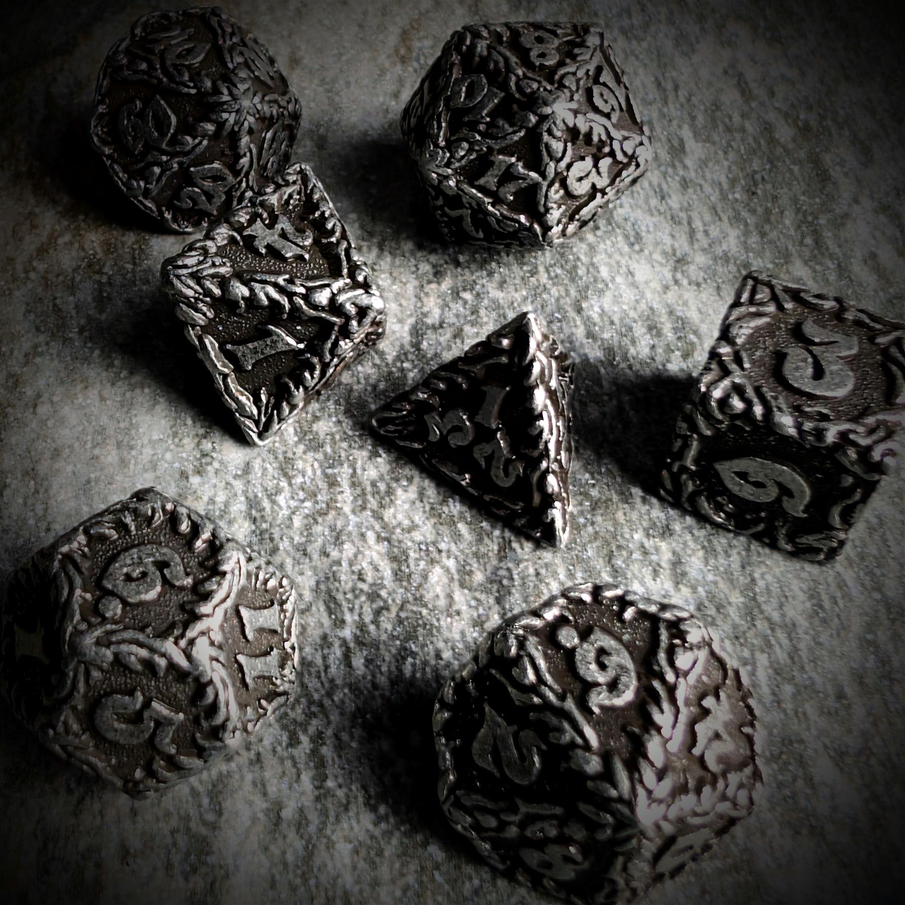 7pcs Dice Metal Druid Vine Wash Silver