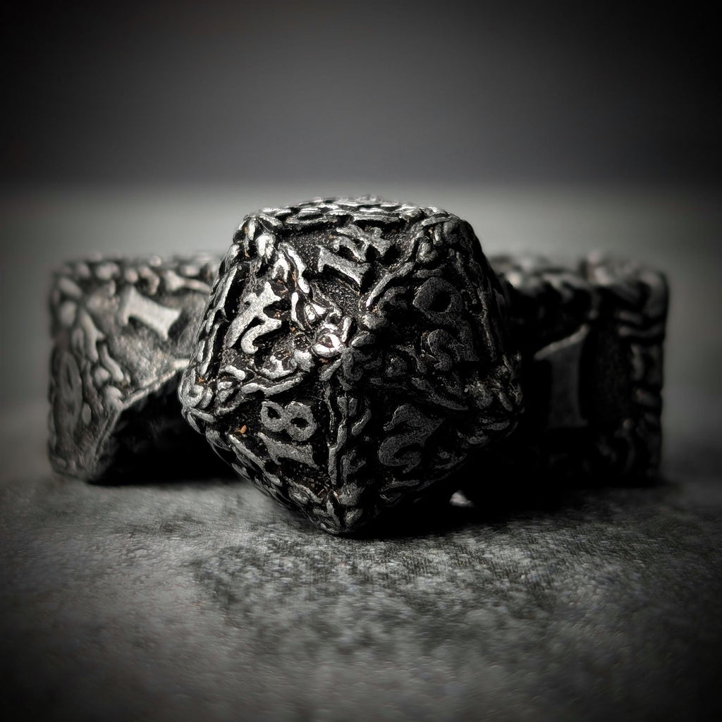 7pcs Dice Metal Druid Vine Wash Silver