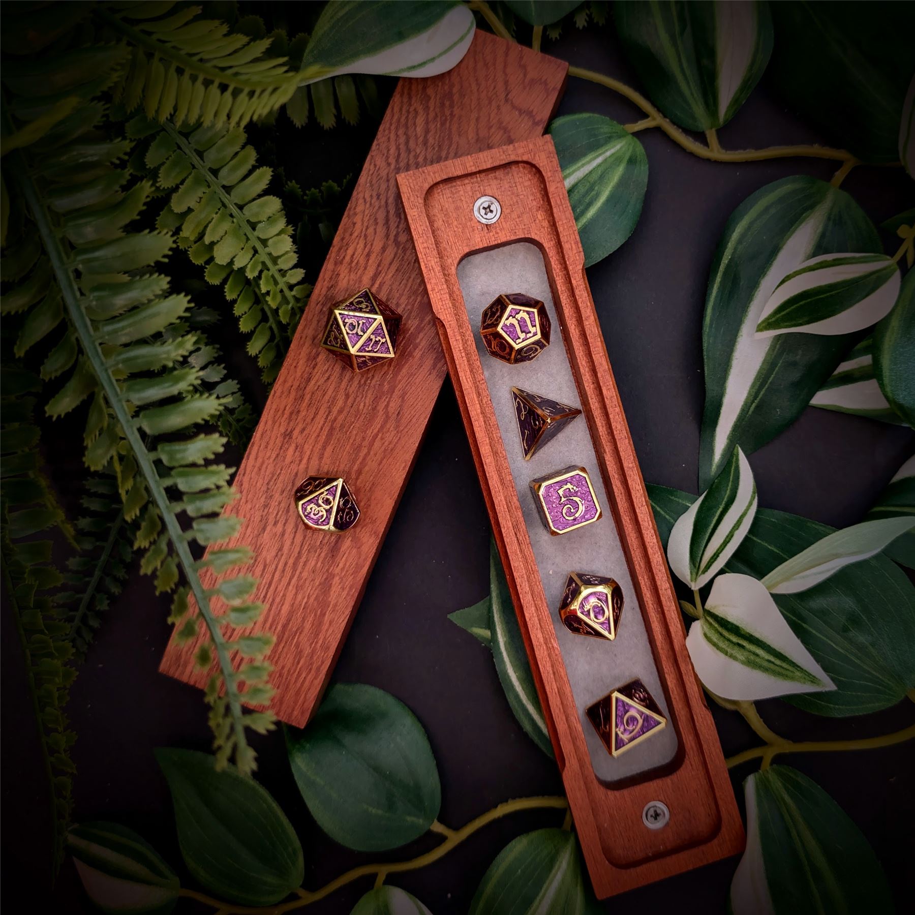 Purple Enamel in Gold Metal - 7pcs RPG Dice Set