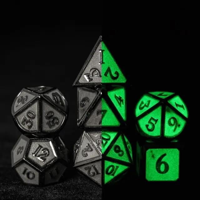 7pcs Dice Metal Glow Nickel Font Grey