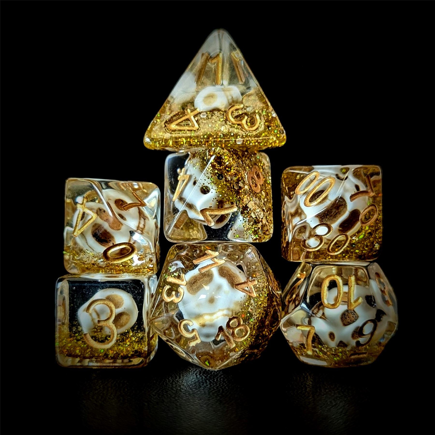 Skull & Gold Glitter in Clear Resin - 7pcs RPG Full Dice Set