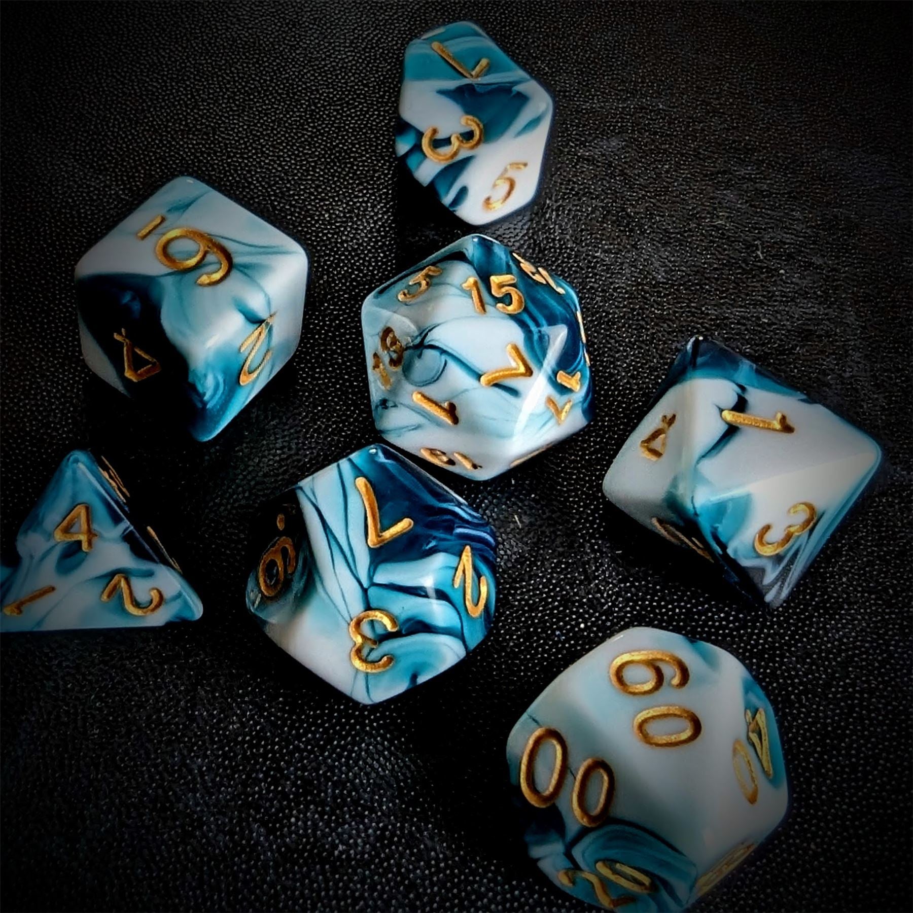 Blend of White & Blue Acrylic - 7pcs RPG Full Dice Set