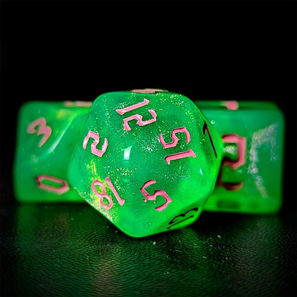 Glitter in Green Acrylic - 7pcs RPG Full Dice Set