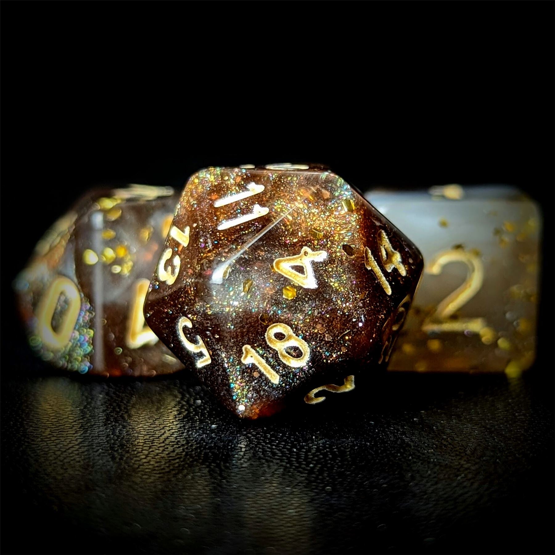 Glitter in White & Brown Acrylic - 7pcs RPG Full Dice Set