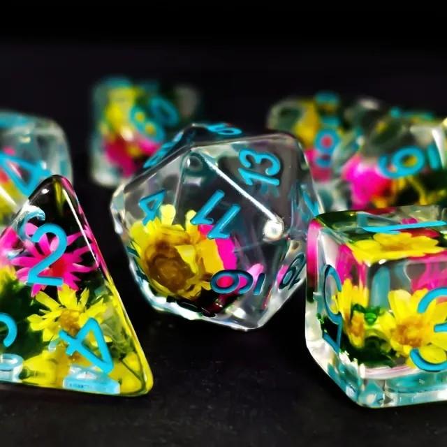 7pcs Dice Resin Filled Blue Font Flowers Pink Yellow