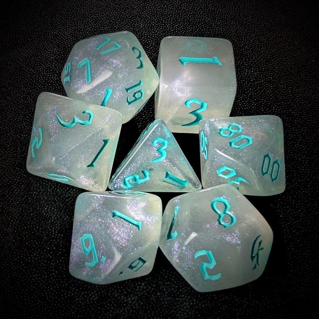 Glitter in White Acrylic with Ice Font - 7pcs RPG Full Dice Set
