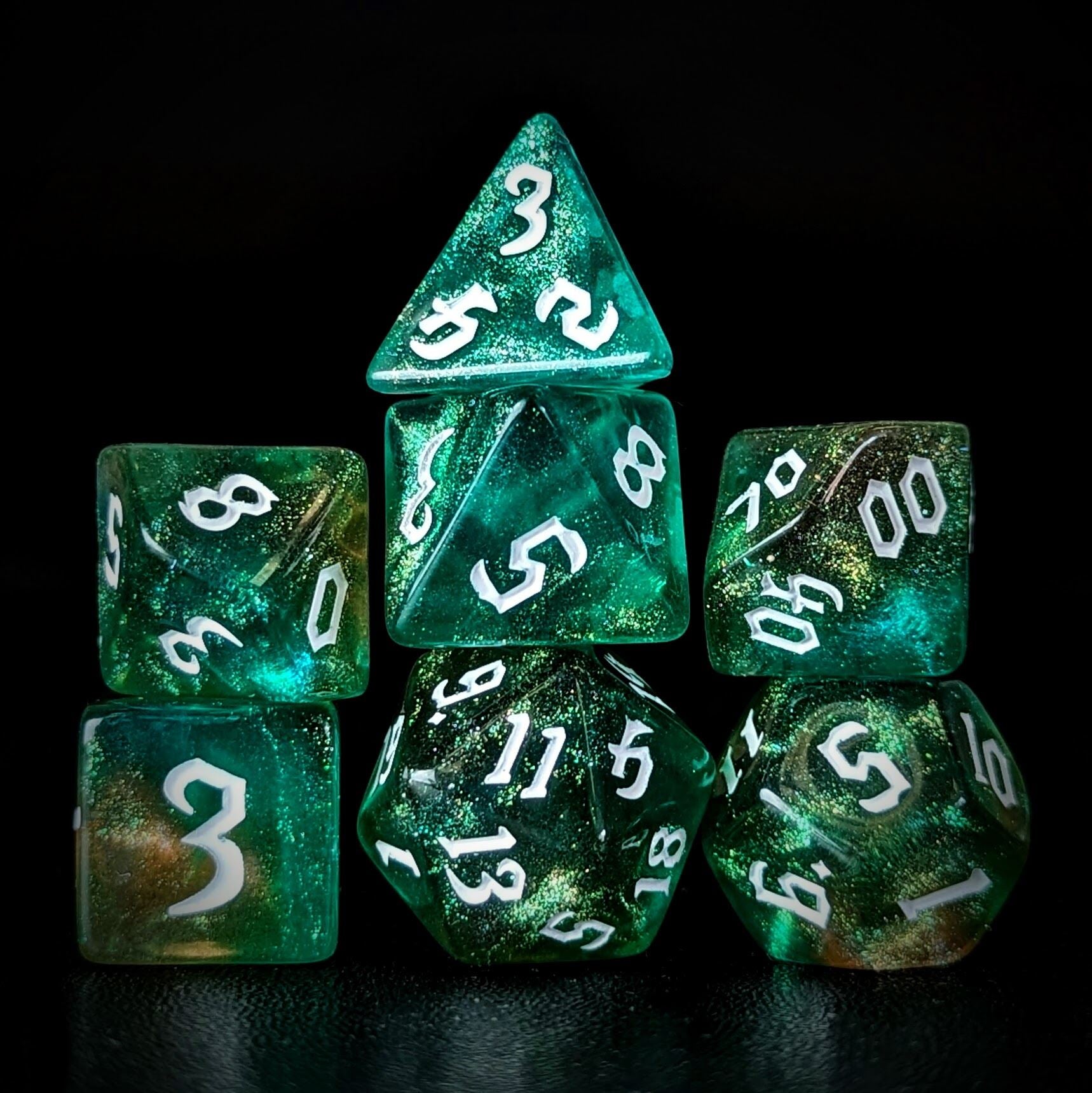 Glitter in Green & Yellow Acrylic - 7pcs RPG Full Dice Set