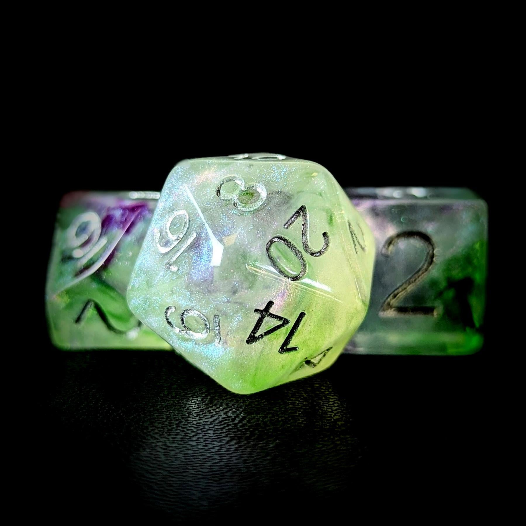 Glitter in White & Purple with Green Resin - 7pcs RPG Full Dice Set
