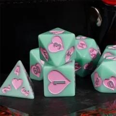 7pcs Dice Resin Pattern Hearts Pink Font Mint Green