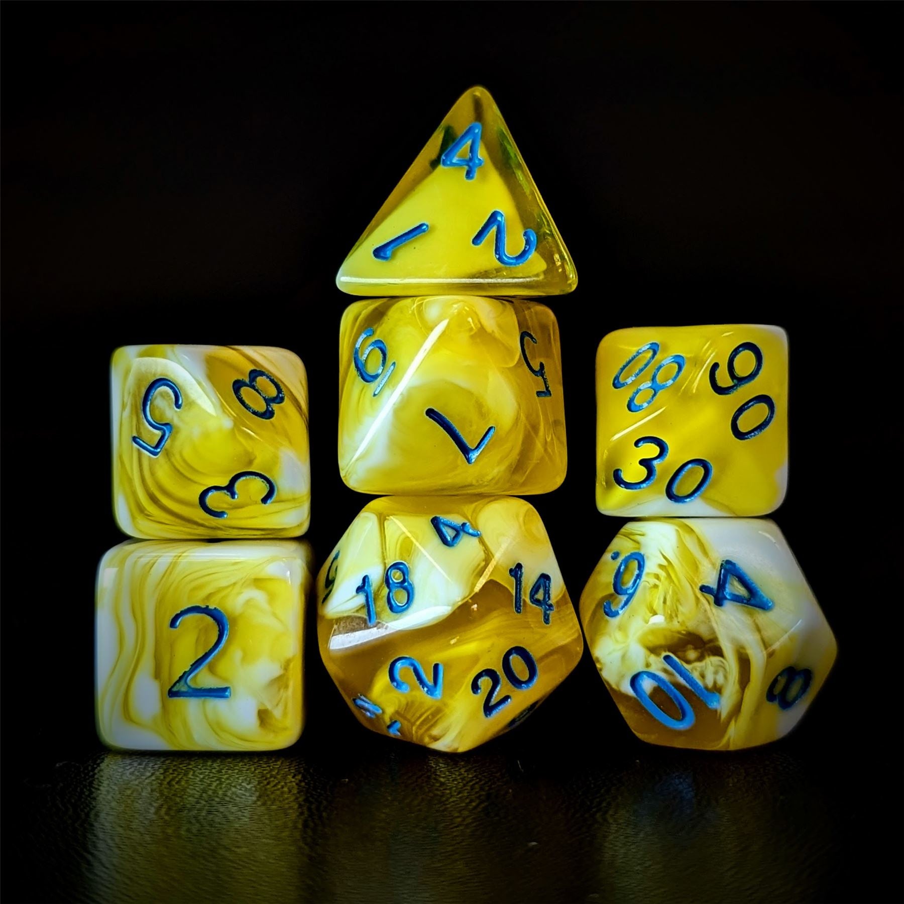Blend of White & Yellow Acrylic - 7pcs RPG Full Dice Set