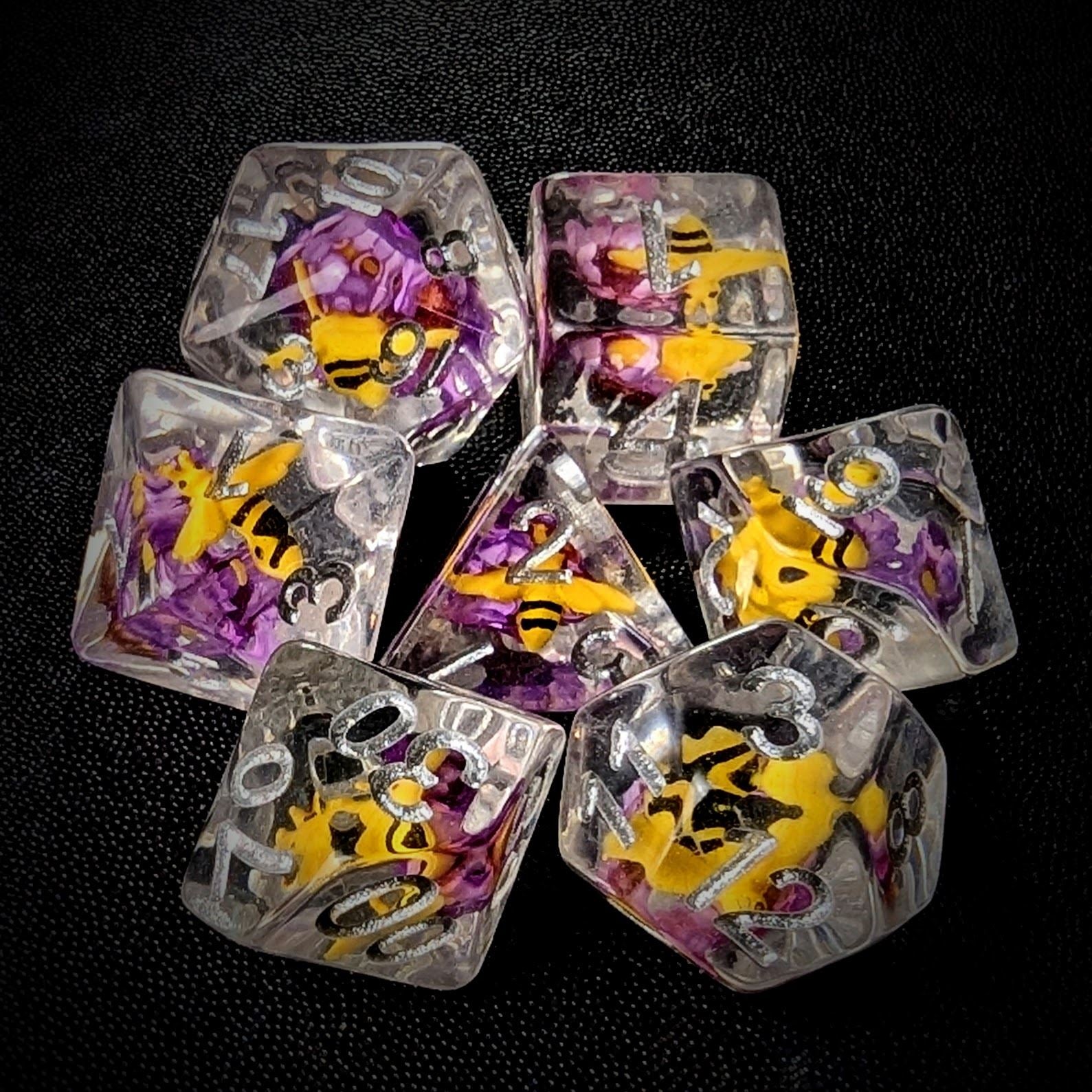 Bumble Bee in Clear Resin - 7pcs RPG Full Dice Set