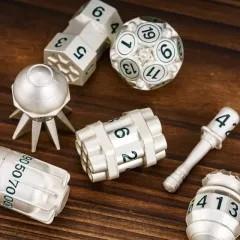 7pcs Dice Metal Bomb Green Font Silver