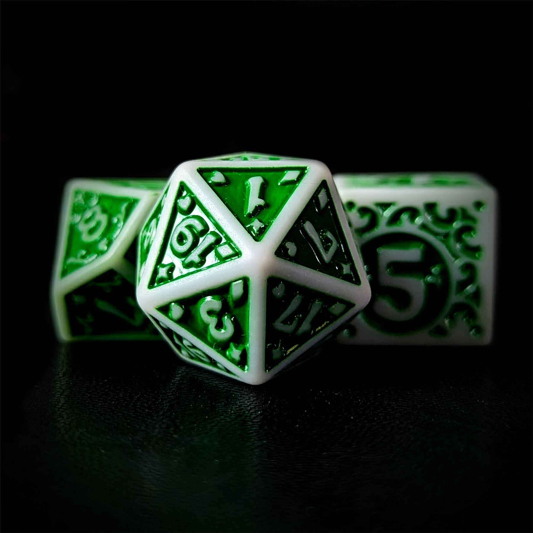 Green Vines on White Acrylic - 7pcs RPG Full Dice Set
