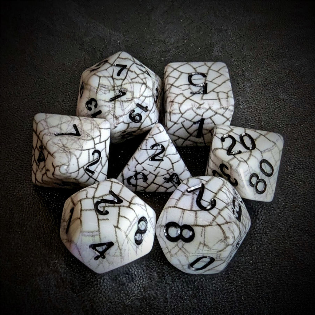 Cracked Black on White Acrylic - 7pcs RPG Full Dice Set