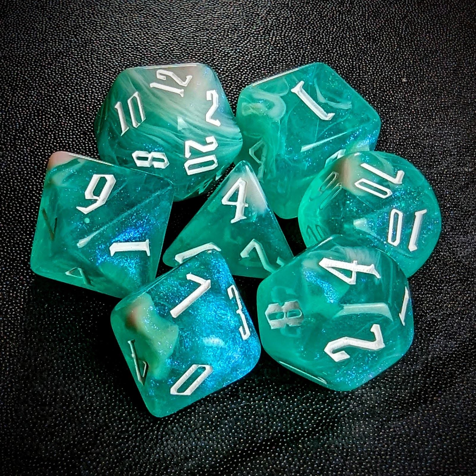 Glitter in Green & Pink Acrylic - 7pcs RPG Full Dice Set