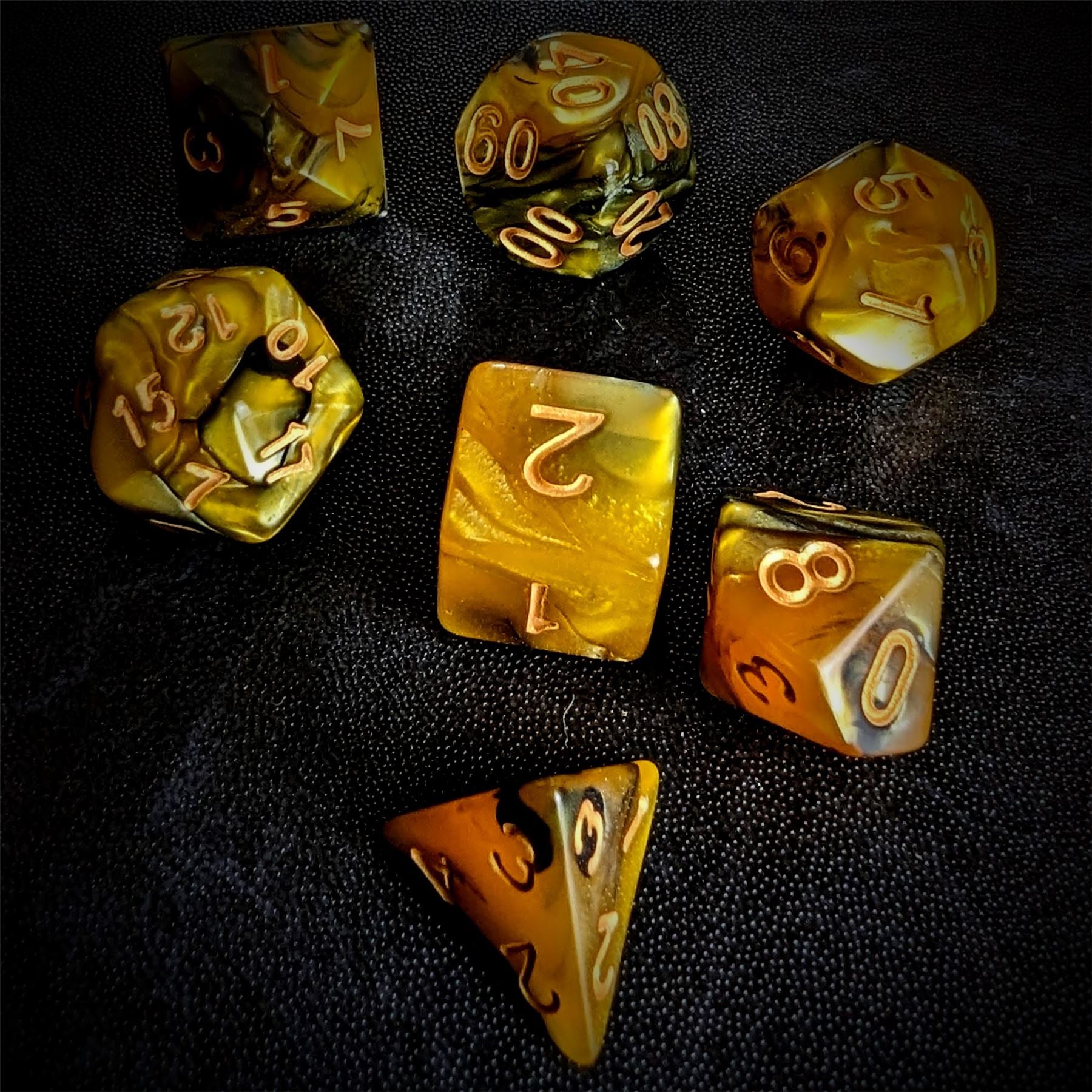Blend of Black & Gold Acrylic - 7pcs RPG Full Dice Set