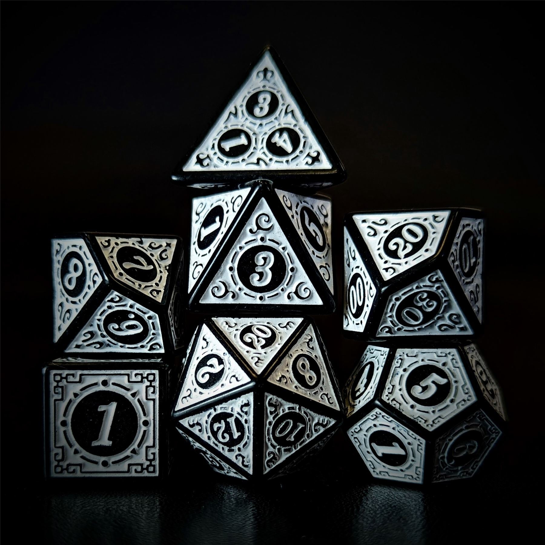 White Lattice on Black Acrylic - 7pcs RPG Full Dice Set