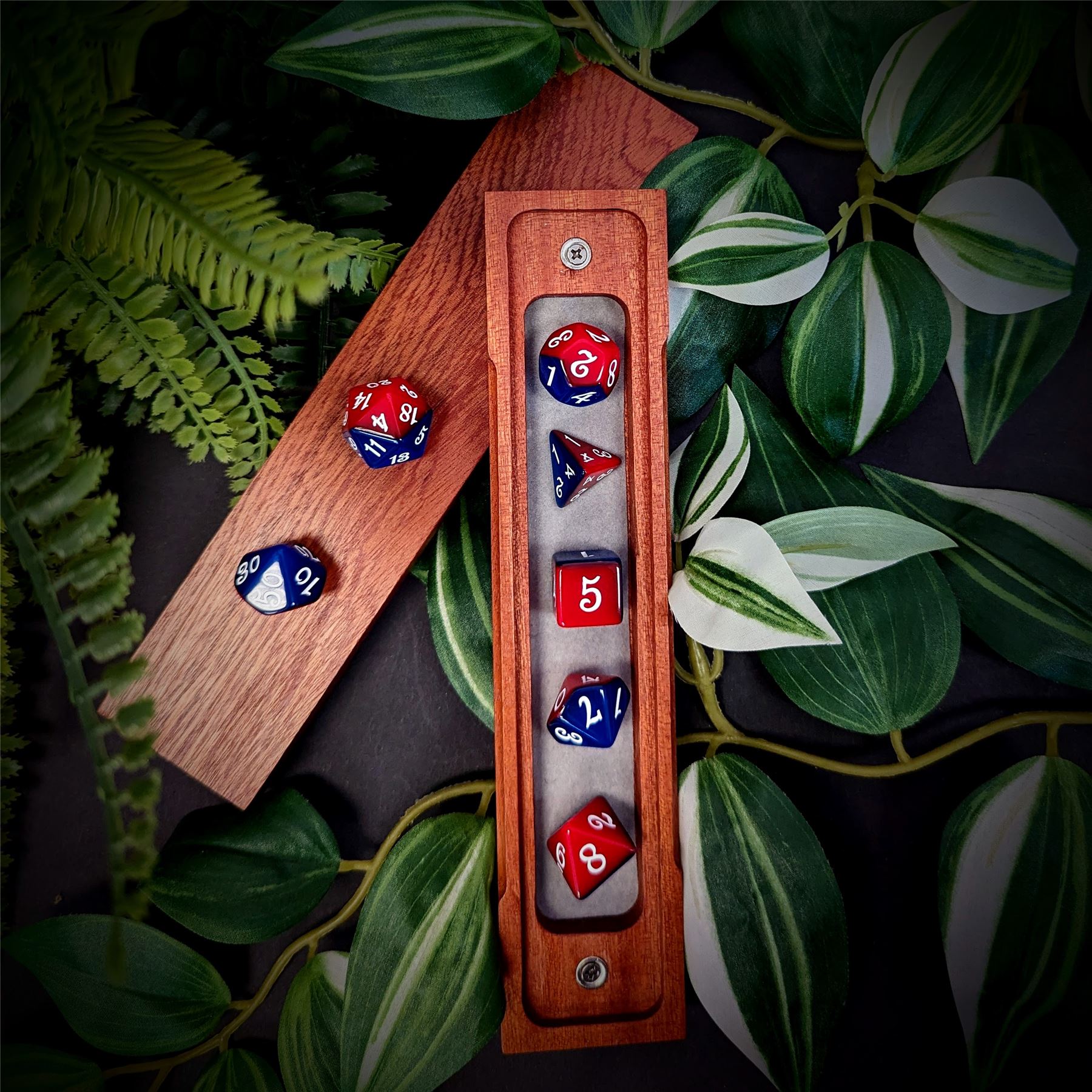 Blend of Red & Blue Acrylic - 7pcs RPG Full Dice Set