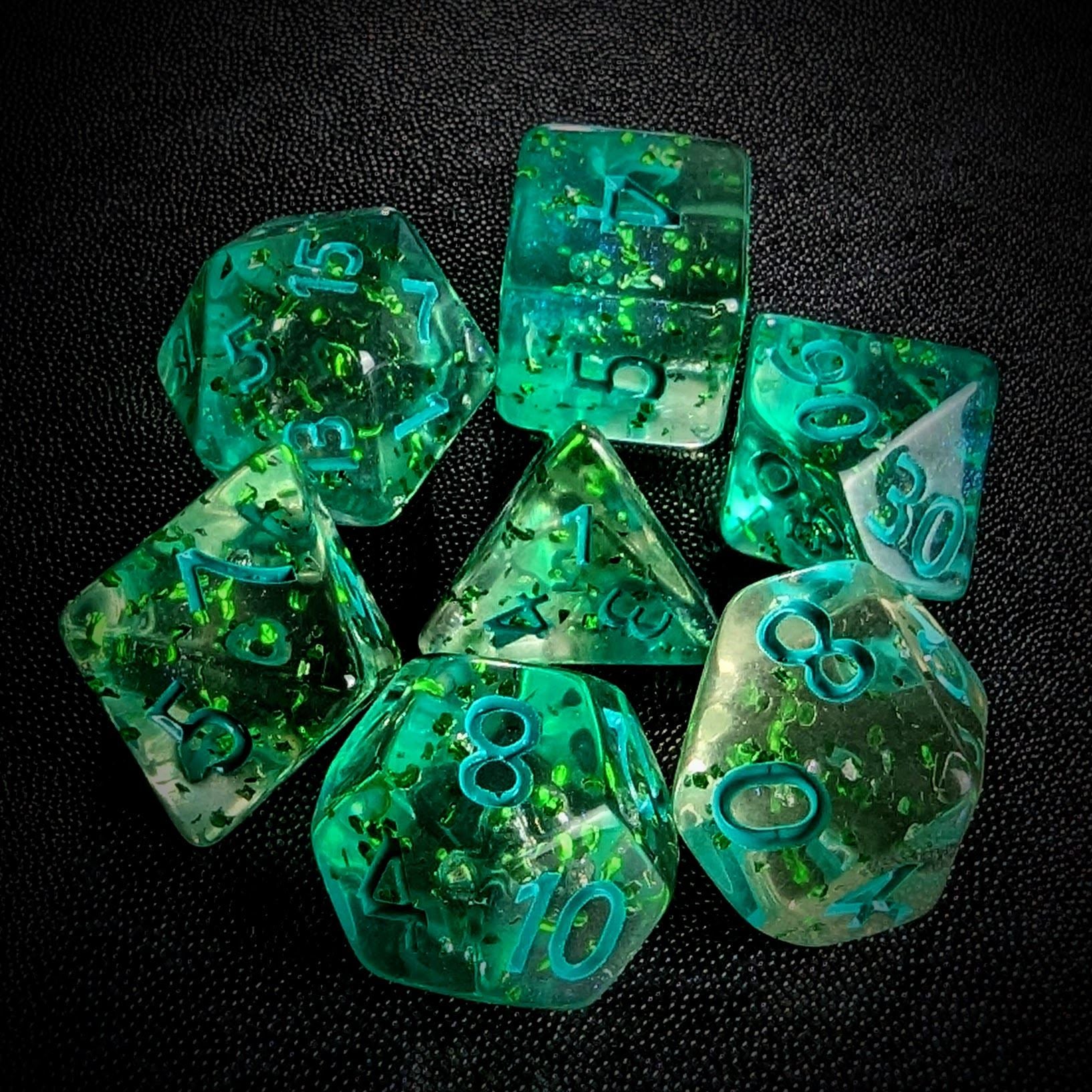 Glitter in Clear Green Acrylic - 7pcs RPG Full Dice Set