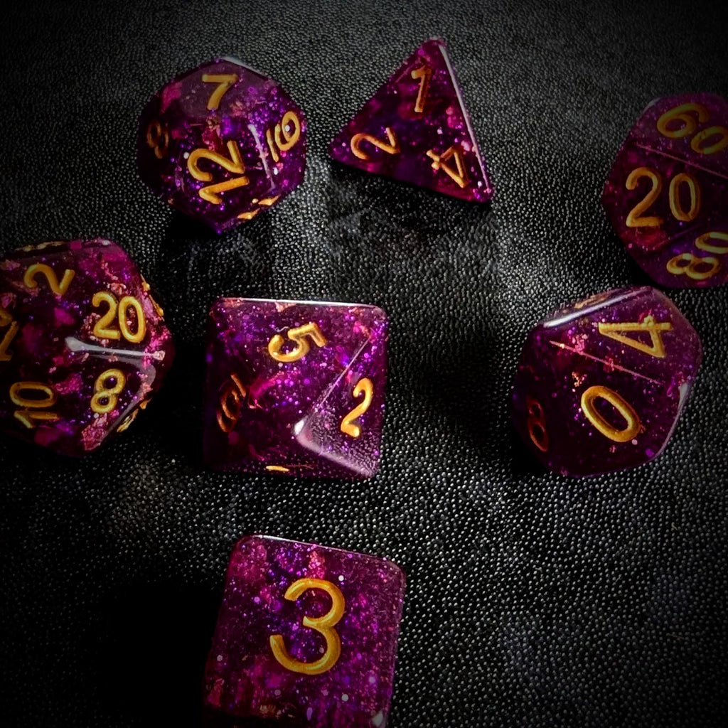Glitter in Purple Resin - 7pcs RPG Full Dice Set