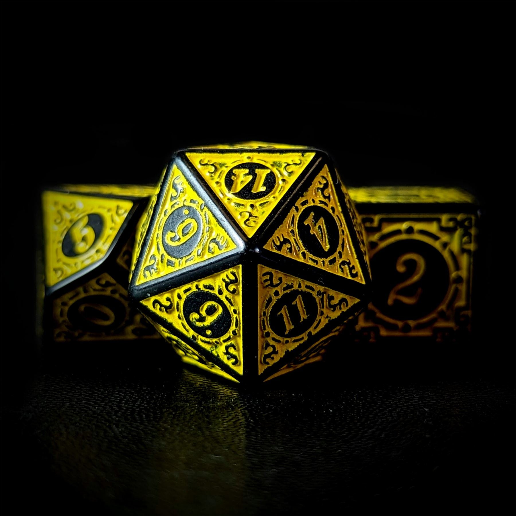 Yellow Lattice on Black Acrylic - 7pcs RPG Full Dice Set