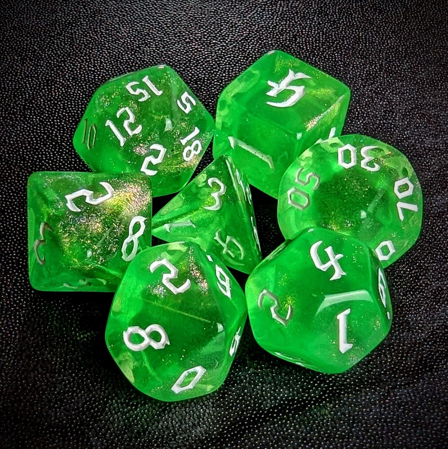 Glitter in Green Acrylic - 7pcs RPG Full Dice Set