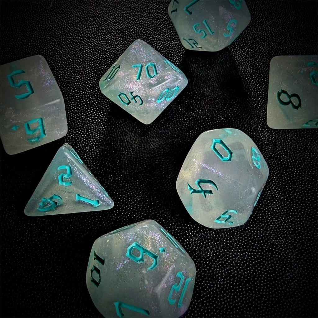 Glitter in White Acrylic with Ice Font - 7pcs RPG Full Dice Set