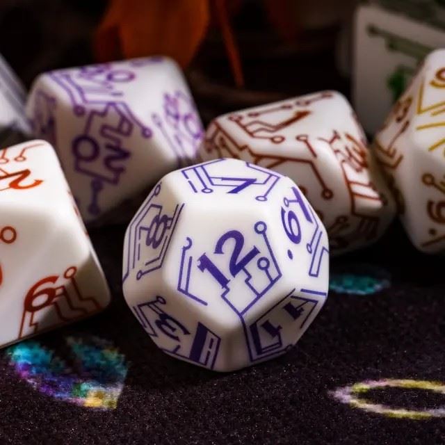 Handmande Circuit on White Resin -  7pcs RPG Dice Set