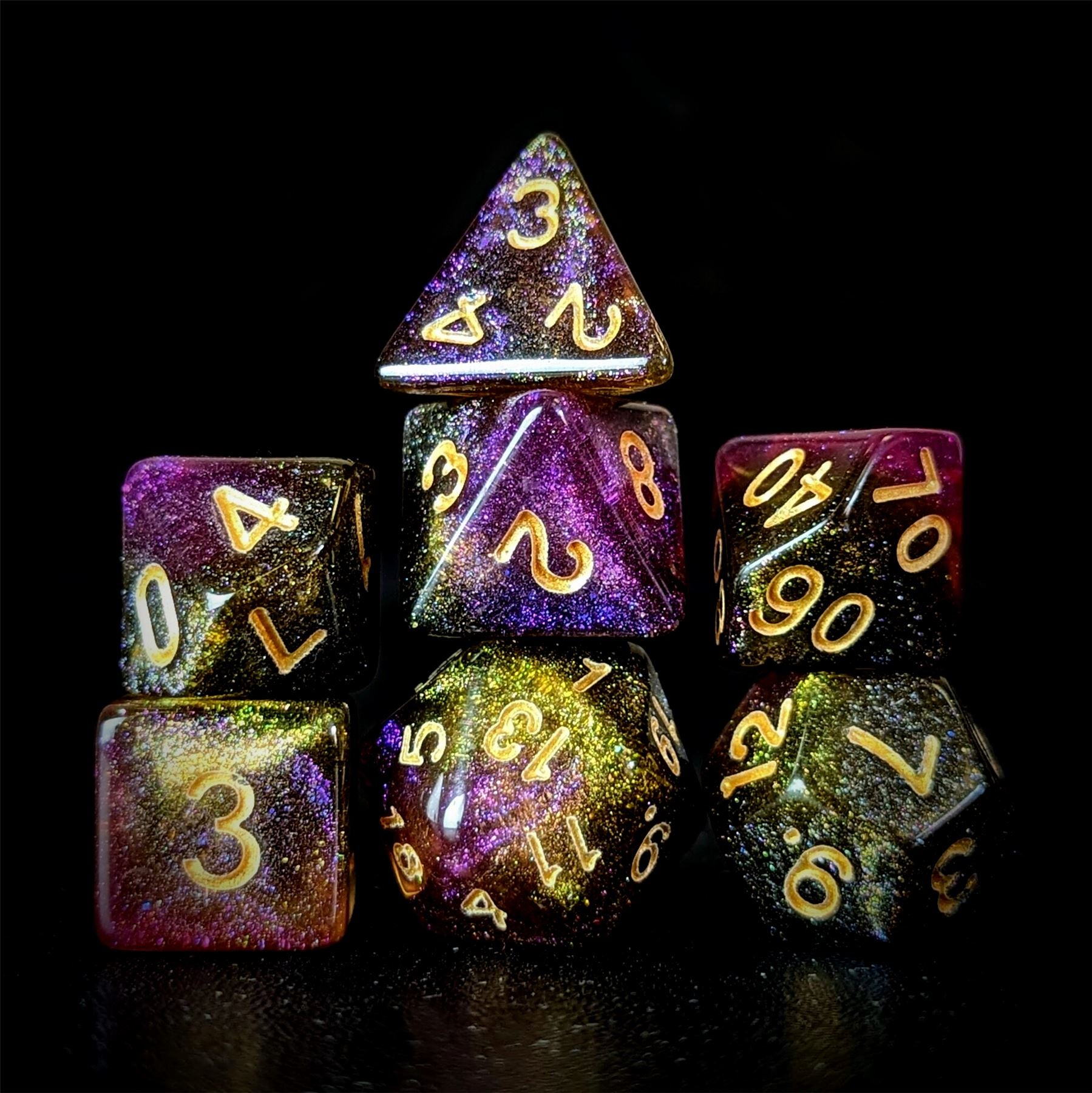 Glitter in Purple & Yellow Acrylic - 7pcs RPG Full Dice Set