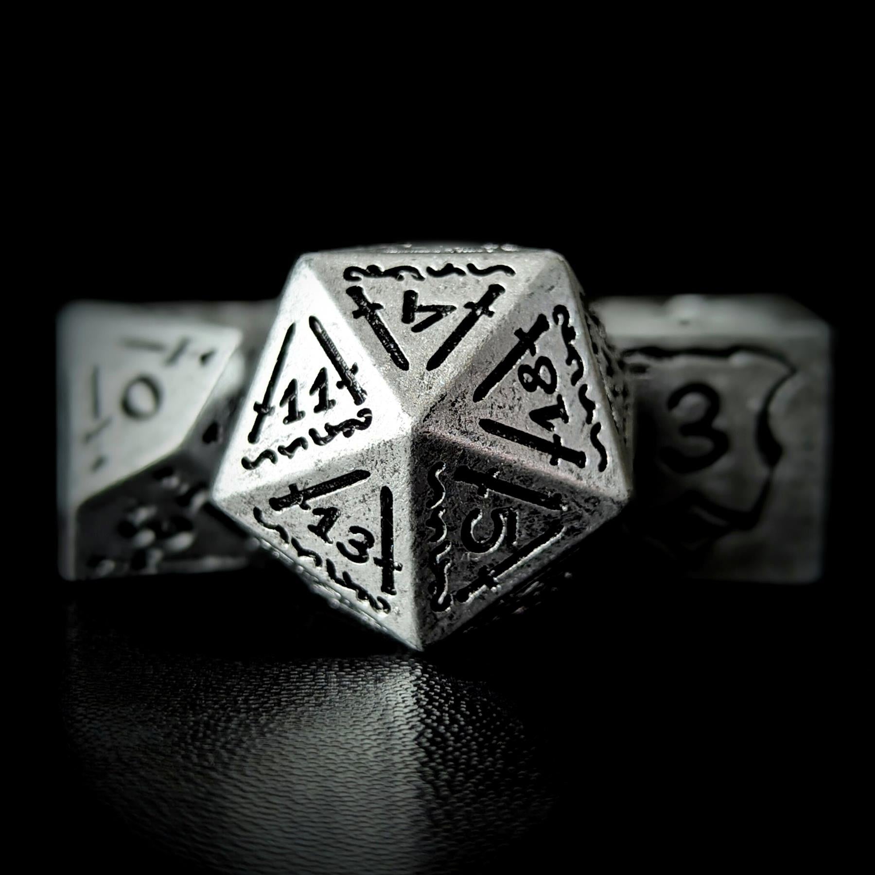 7pcs RPG Full Dice Set - Black Pattern on Silver Resin