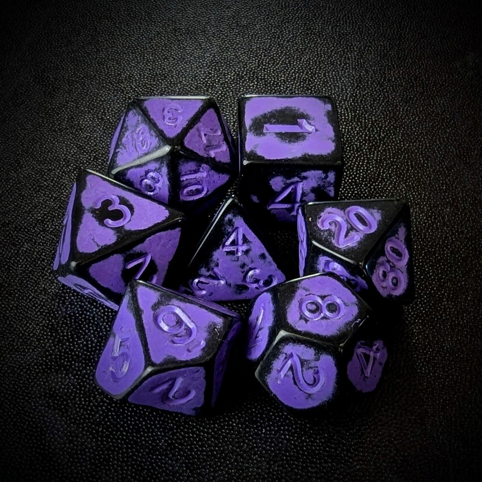 Washed Lilac on Black Acrylic - 7pcs RPG Full Dice Set