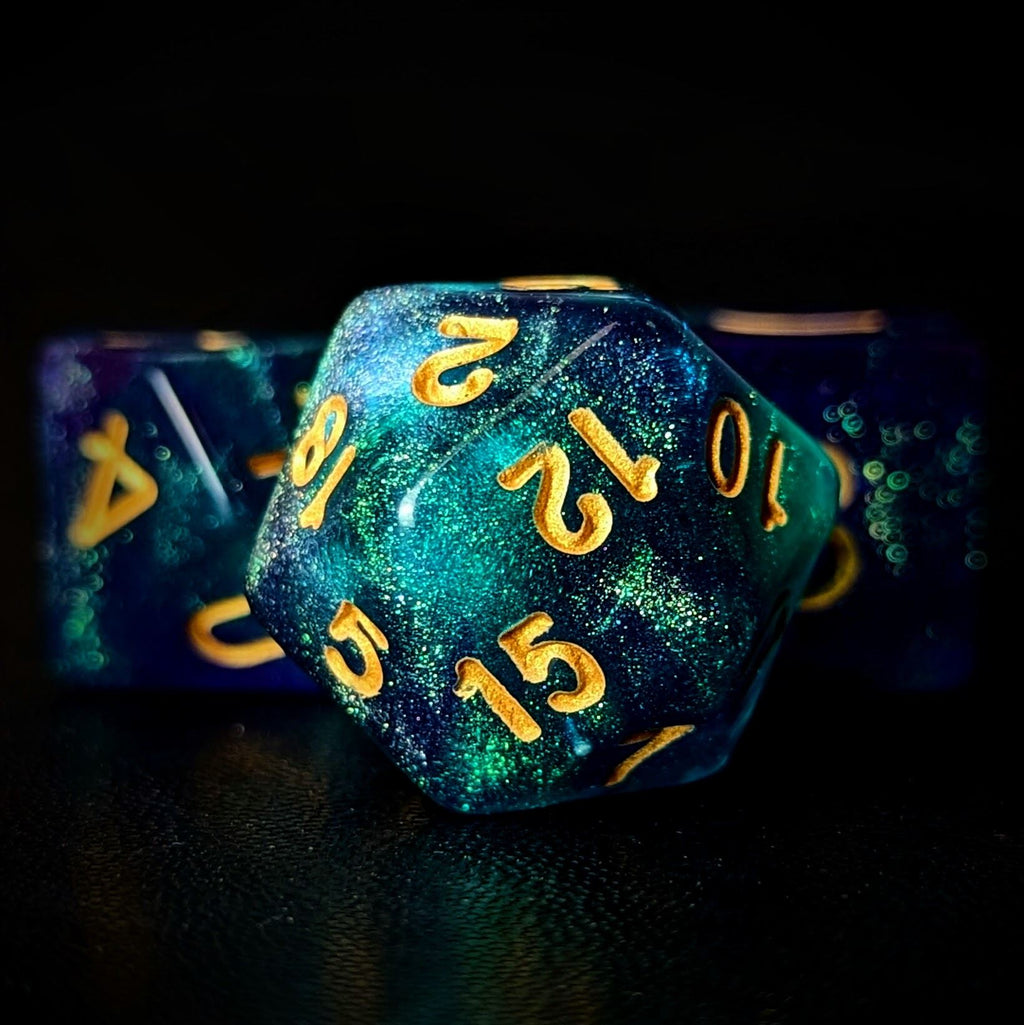 Glitter in Purple & Green Acrylic - 7pcs RPG Full Dice Set