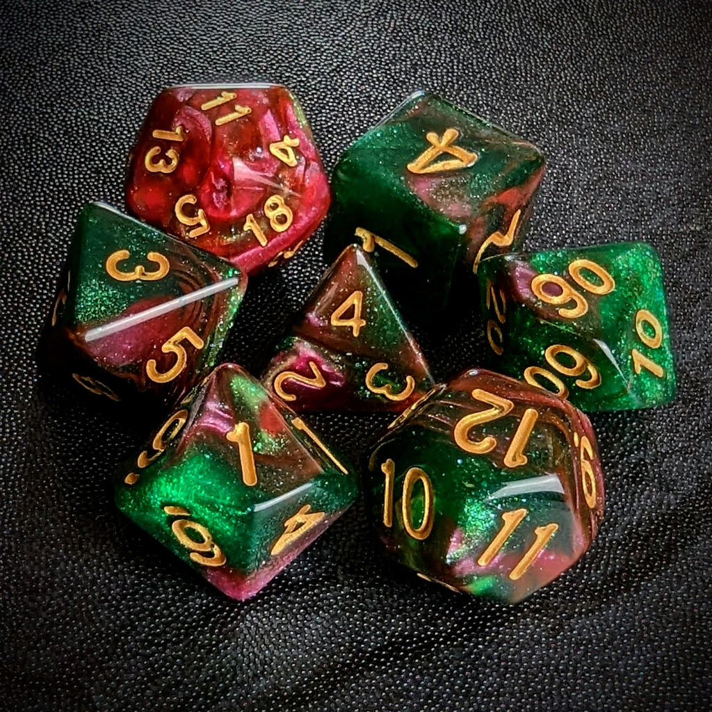 Glitter in Red & Green Acrylic - 7pcs RPG Full Dice Set