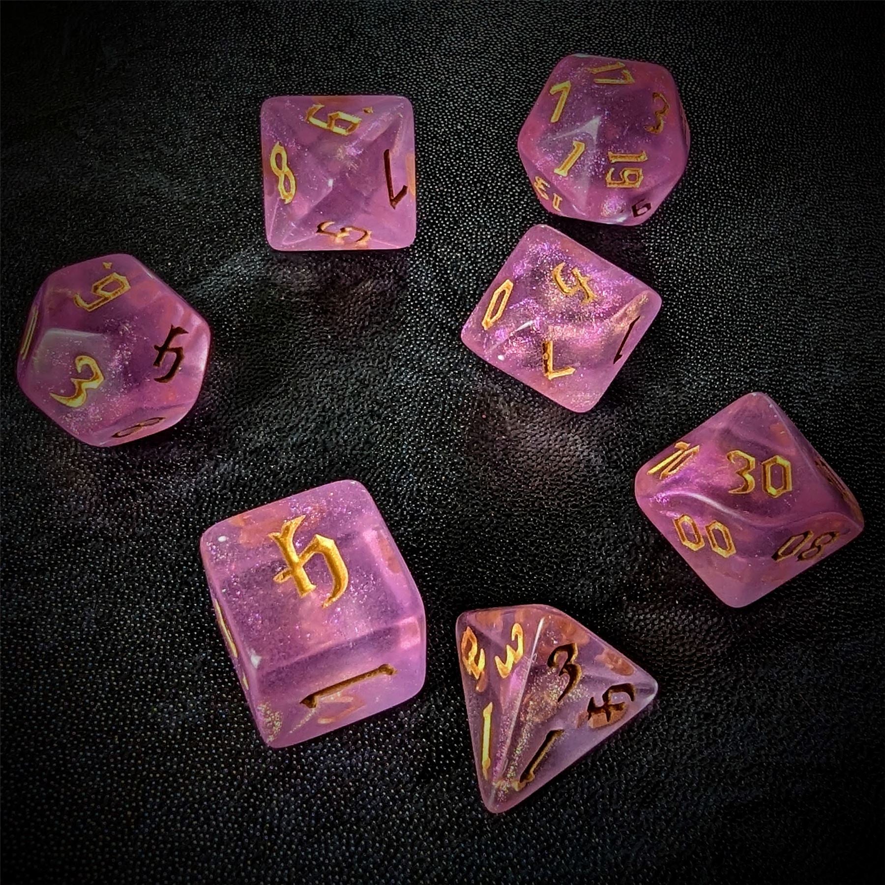 Glitter in Clear Pink Acrylic - 7pcs RPG Full Dice Set