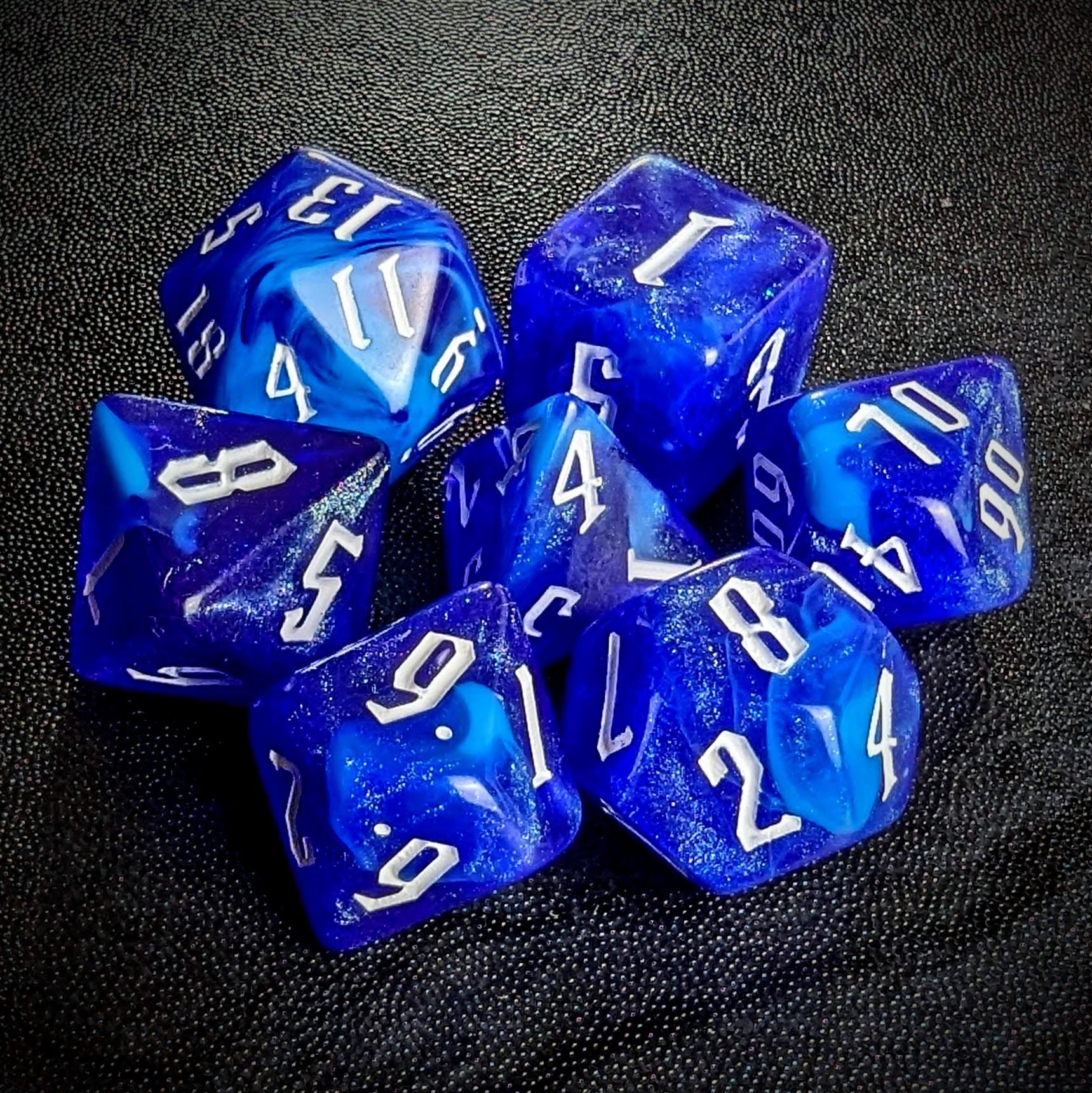 Glitter in Royal Blue & White Acrylic - 7pcs RPG Full Dice Set